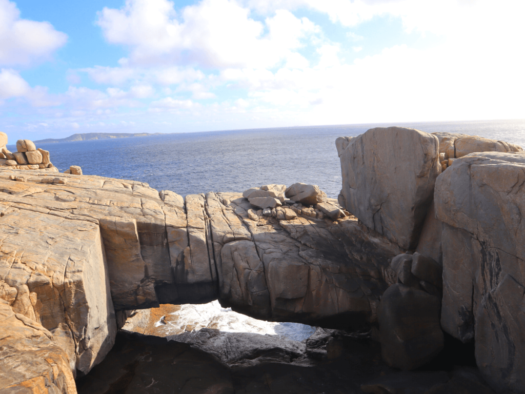 nature bridge in het torndirrup national park bij albany