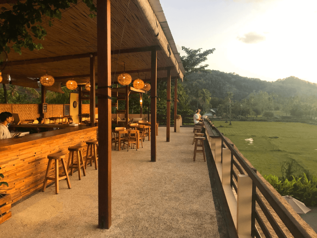 Mango rooftop selong belanak in lombok indonesie