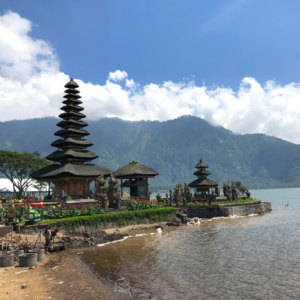tempel pura besakih in tabanan in het noorden van bali indonesie