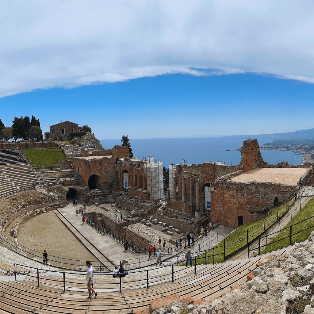 Het oude theater van Taormina in Sicilie Italie